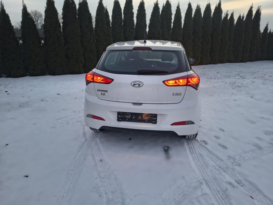 Auto  HYUNDAI  I 20