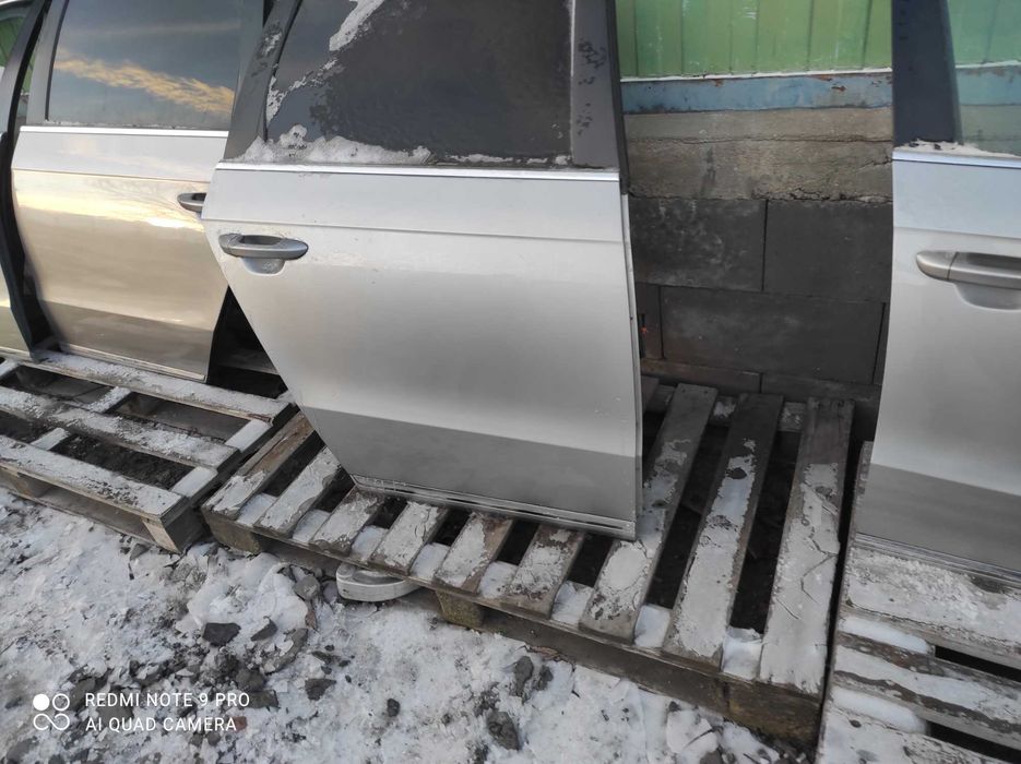 VW Passat b7 LB7W drzwi kompletne w kolor