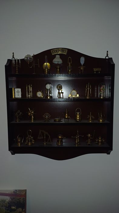 Coleção vintage de miniaturas decorativas em latão