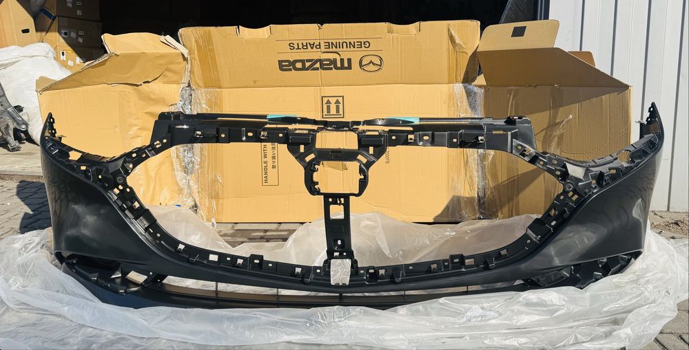 Бампер передний Мазда 3 ВР 2019 2020 Седан США оригинал