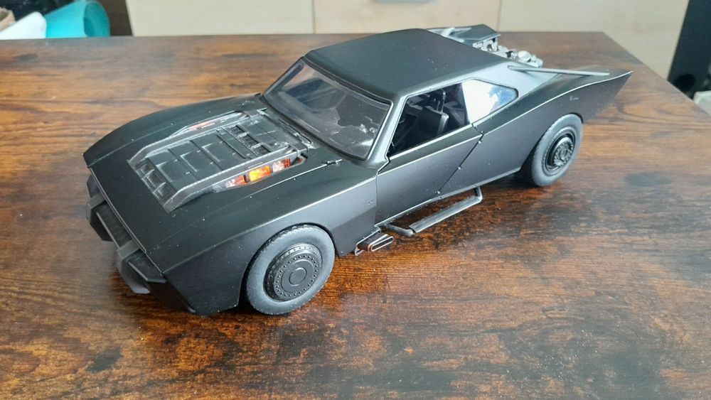 Batmobile 1/18 Jada Toys podświetlenie led