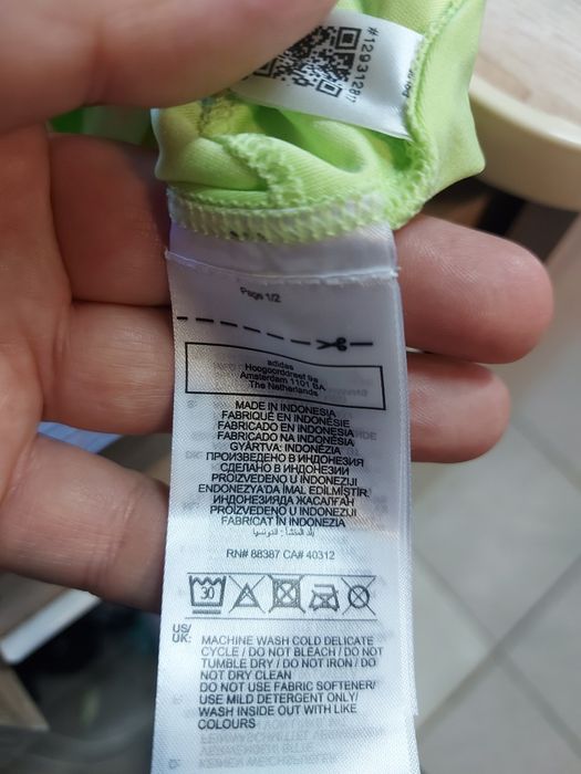 Хіджаб adidas для плавання та бігу