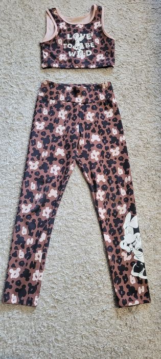 Top e legging marca zara