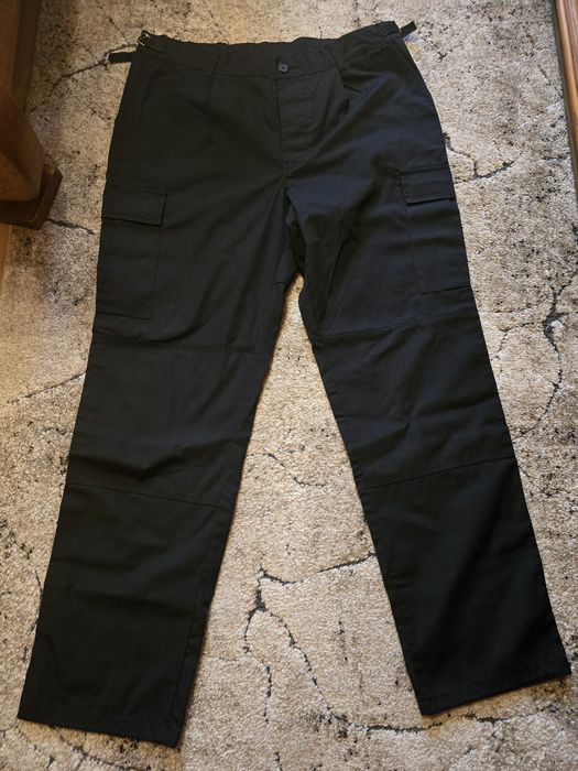 Czarne bojówki taktyczne