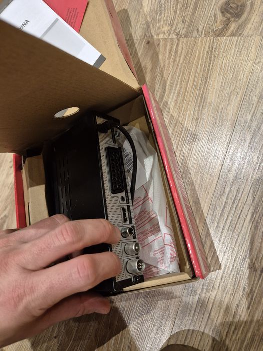 Tuner WIWA H.265 odbiornik telewizji cyfrowej dekoder