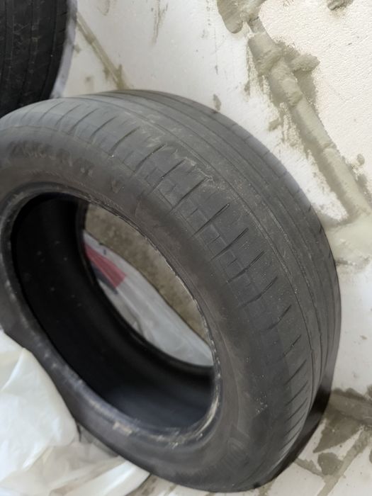 Резина  215/55 R17  4 шт Лето