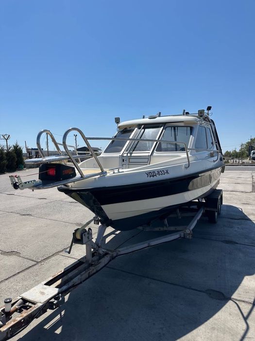 Продам катер FLIPPER 630 OC