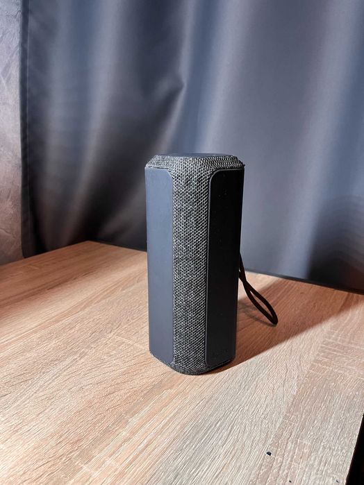 Портативна колонка Sony SRS XE200