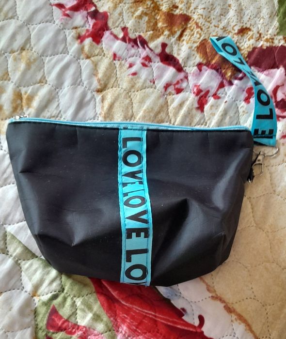 Косметичка для косметики