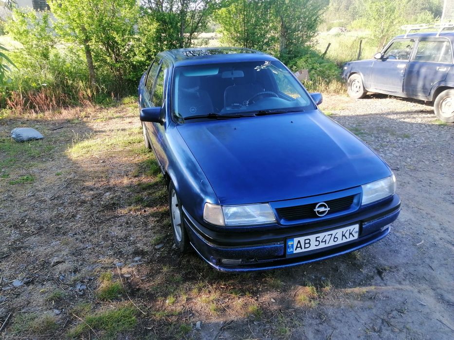 Opel Vectra A 2.0 газ/Бензин