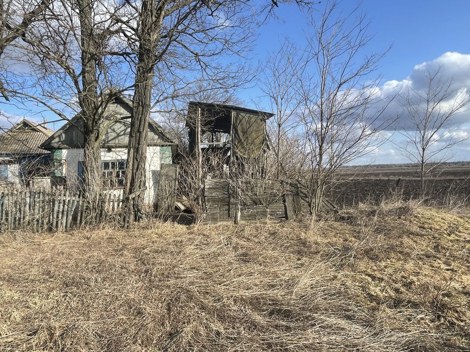 Продам 2- ва будинки , або обмін на авто)