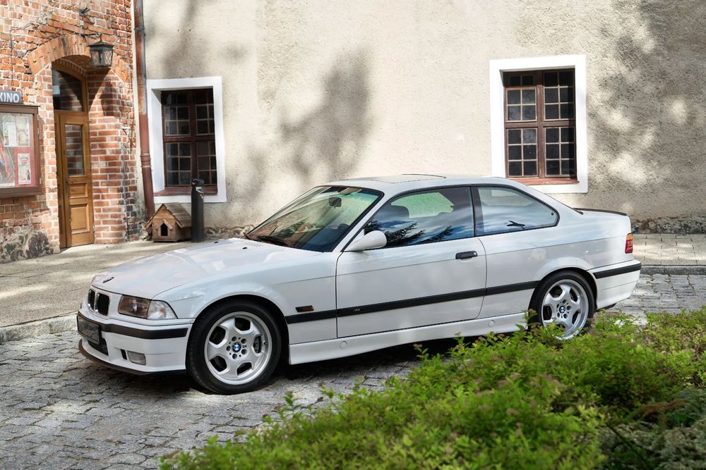 BMW M3 (e36)