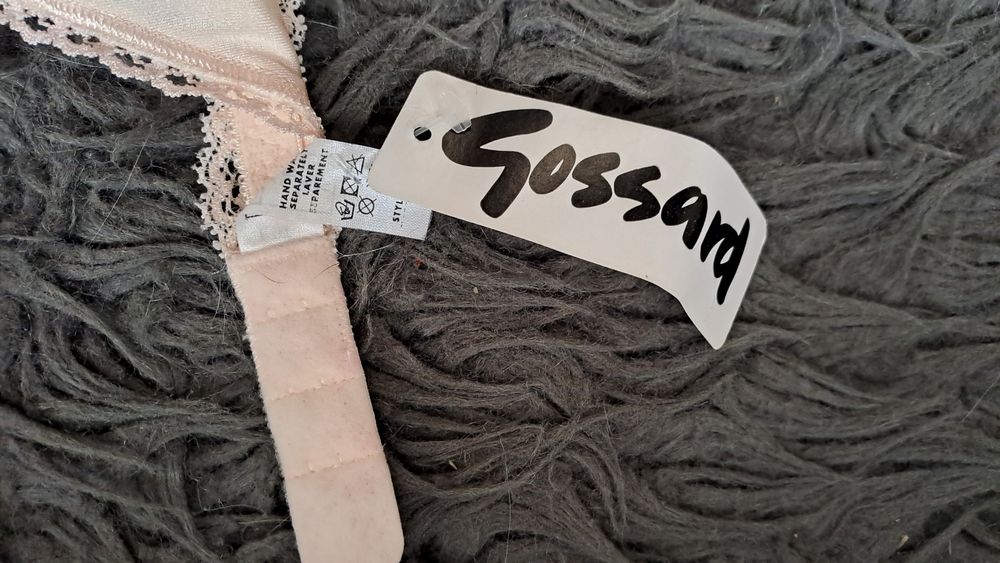 Gossard M pas do pończoch ecru łosoś jasny