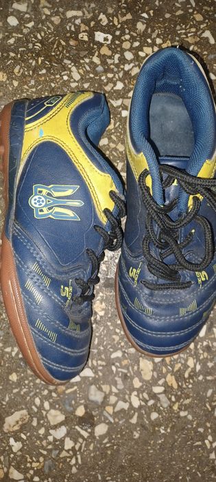 Бутси,сороконіжки для дітей