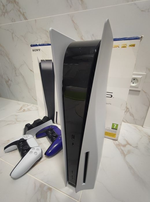 Sony PlayStation 5 Ps5 + геймпад