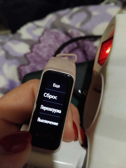 Фітнес годинник Huawei Band 4
