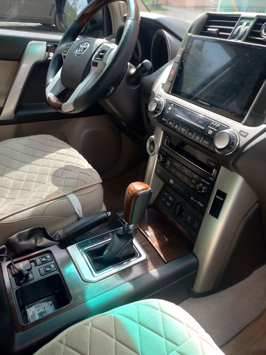 Toyota Land Cruiser 150