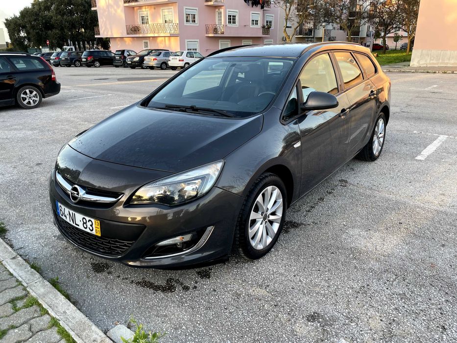 Opel Astra J SW 2013 | Caixa Manual | 127 mil | Bom estado