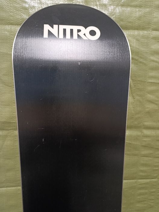 Nr 55 Deska snowboardowa Nitro Ripper 137 cm + wiązania