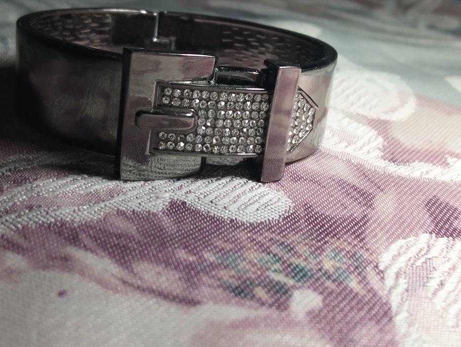 Pulseira em Ródio Negro com Cristais