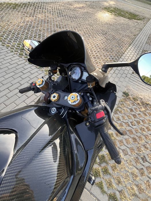 Продам suzuki gsxr 1000 k7-k8