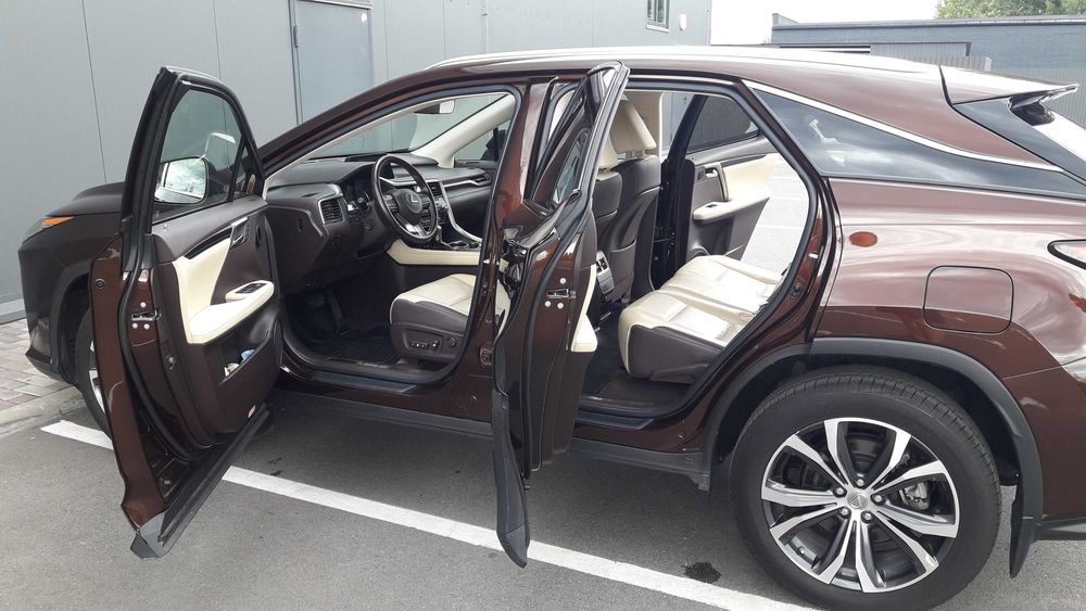 Lexus RX200t, первый владелец, официал