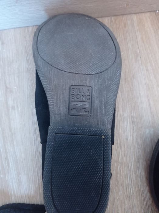 Botas Billabong cano curto 41