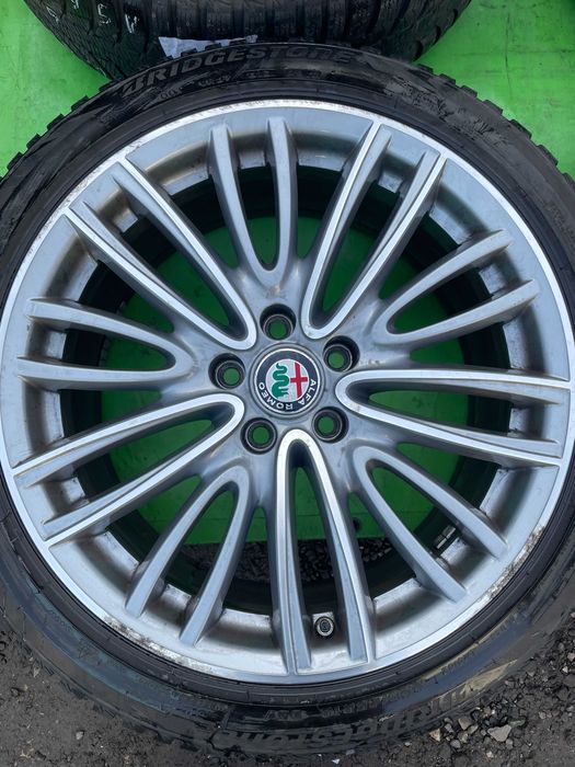 4 szt. używane felgi aluminiowe  Alfa Romeo 8x18" ET33 5x110x65,1 W-wa