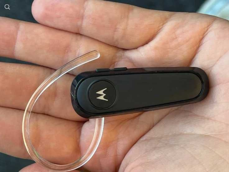 Bluetooth-гарнітура Motorola HK126 Black нова