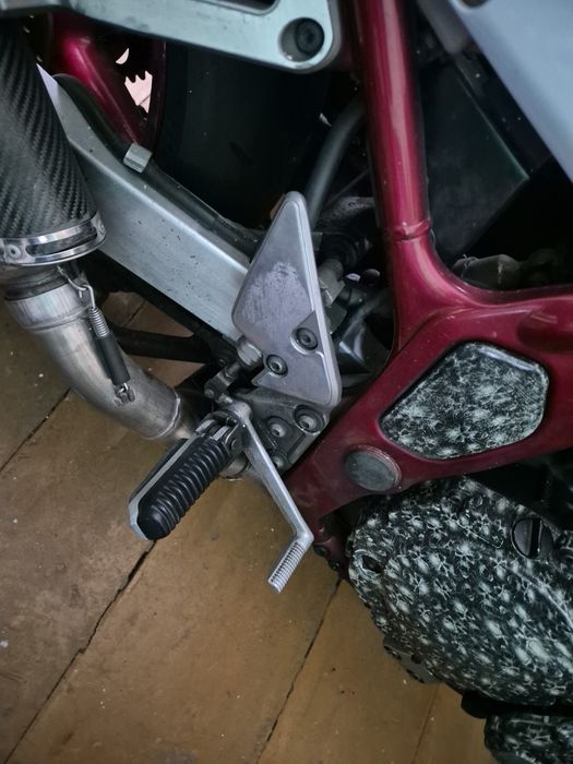 Set prawy Suzuki Bandit 1200 gsf 600  stopka guma podnóżek 95-00