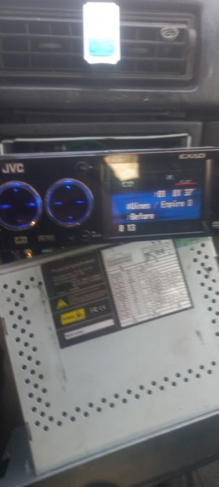 Продам автомагнітолу