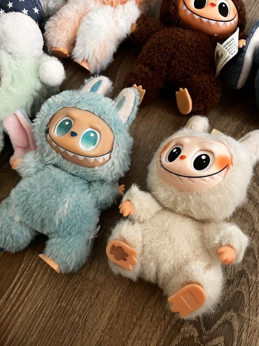 Лабубу іграшка брелок