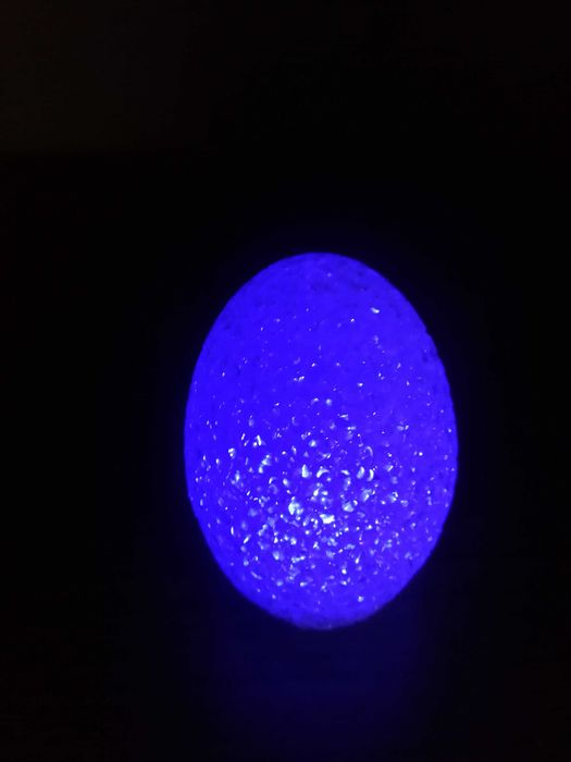 Jajko Wielkanocne LED zmieniające kolor 10 x 5 cm