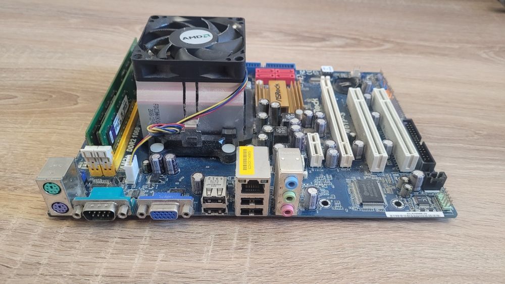 Płyta główna ASRock N61P‑S + AMD Sempron LE‑1250 2,2 GHz + 8 GB DDR2