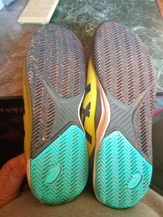 Продам чоловічі шльопанці 27 см ;     кросівки великого розміру 27;29;