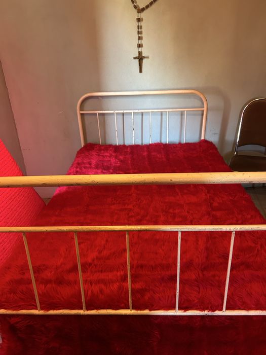Cama de FERRO ANTIGA