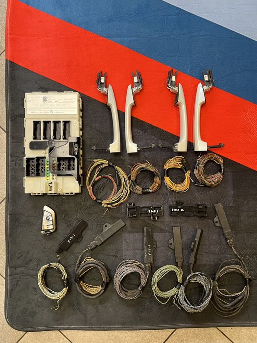 Комфортний / Безключовий доступ  для BMW Х5/X6 F15/16 S322A