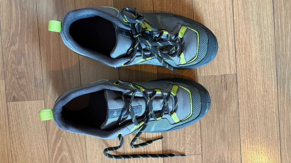 Buty dzieciece Quechua nowe roz 37
