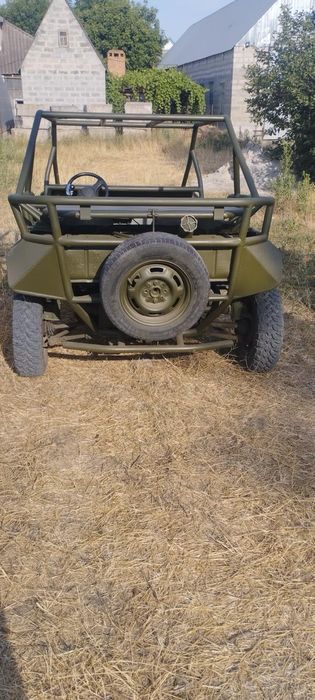 Багі                             .