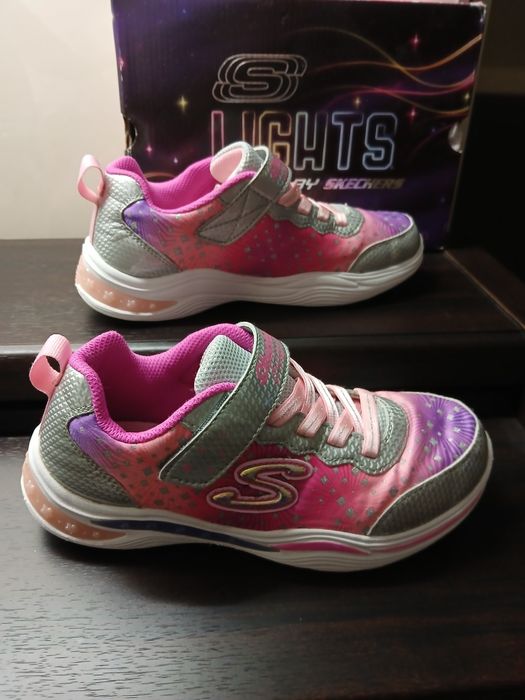 Кросівки skechers 35 р( 23 см) б/у