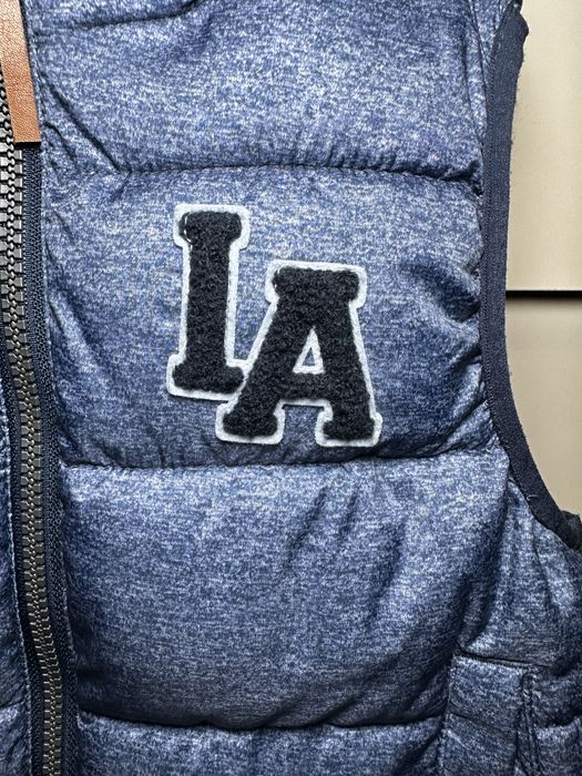 Продам жилетку H&M