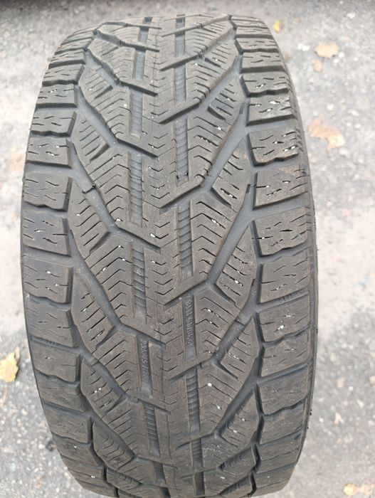 Резина 255/45 R18 б/у