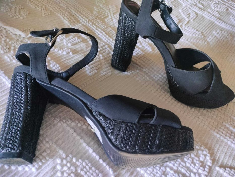 Sandálias de festa