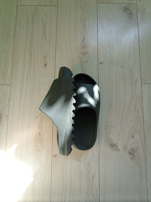 Klapki Yeezy Slide Onyx 46