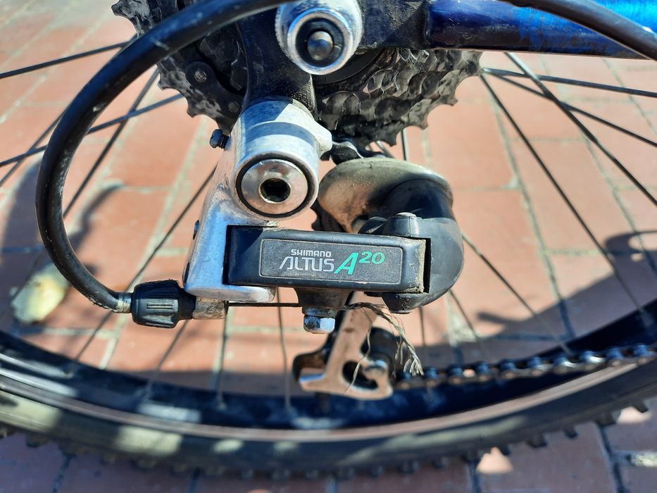 Bicicleta BTT Shimano Altus A20