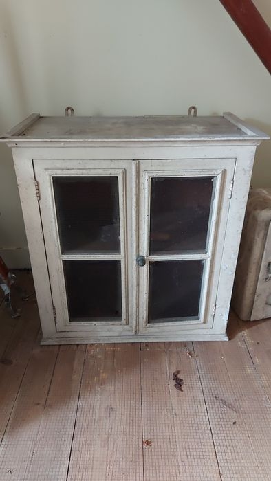 Armário de parede vintage