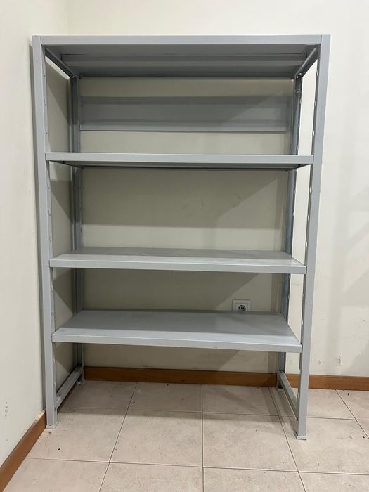 Estantes dimensões 1500x400x1000 pequena/ 2000x400x1000 grande