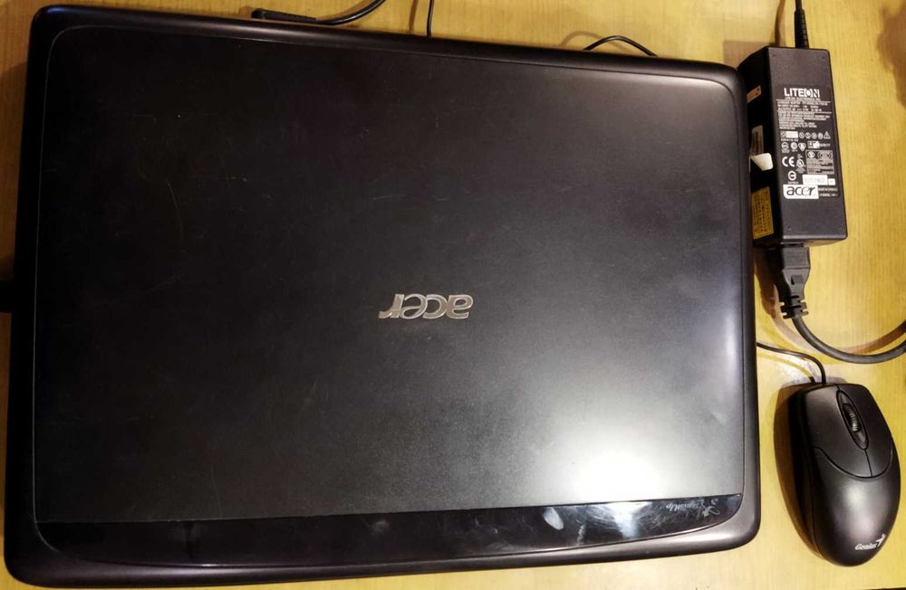 Ноутбук Acer Aspire 7520G