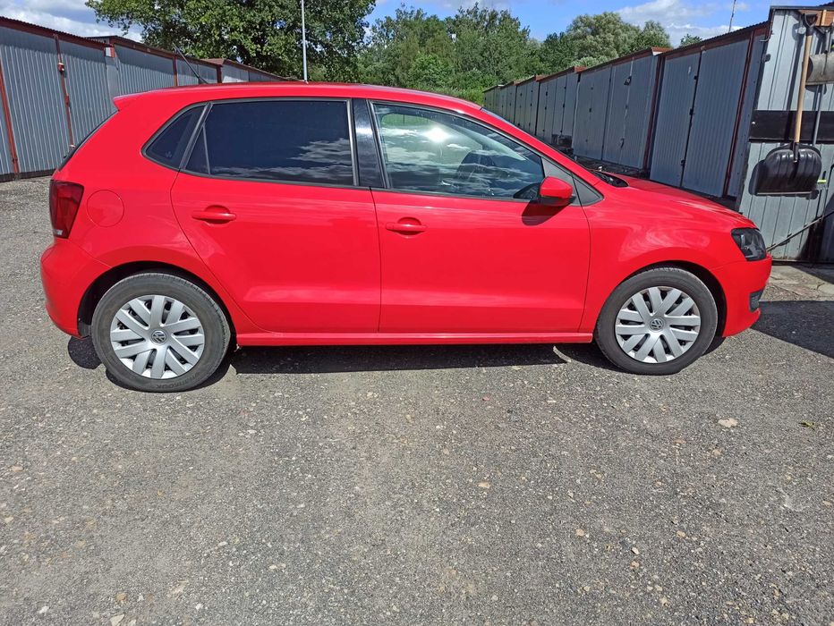 samochód osobowy VW Polo 1,2 benzyna