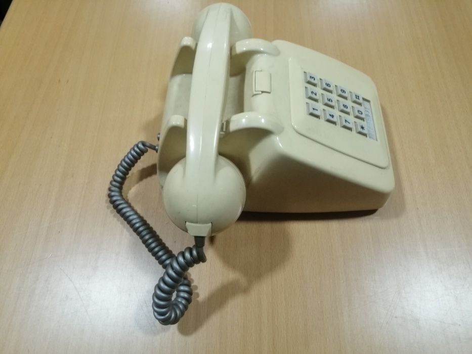 Telefone antigo  em ótimo estado